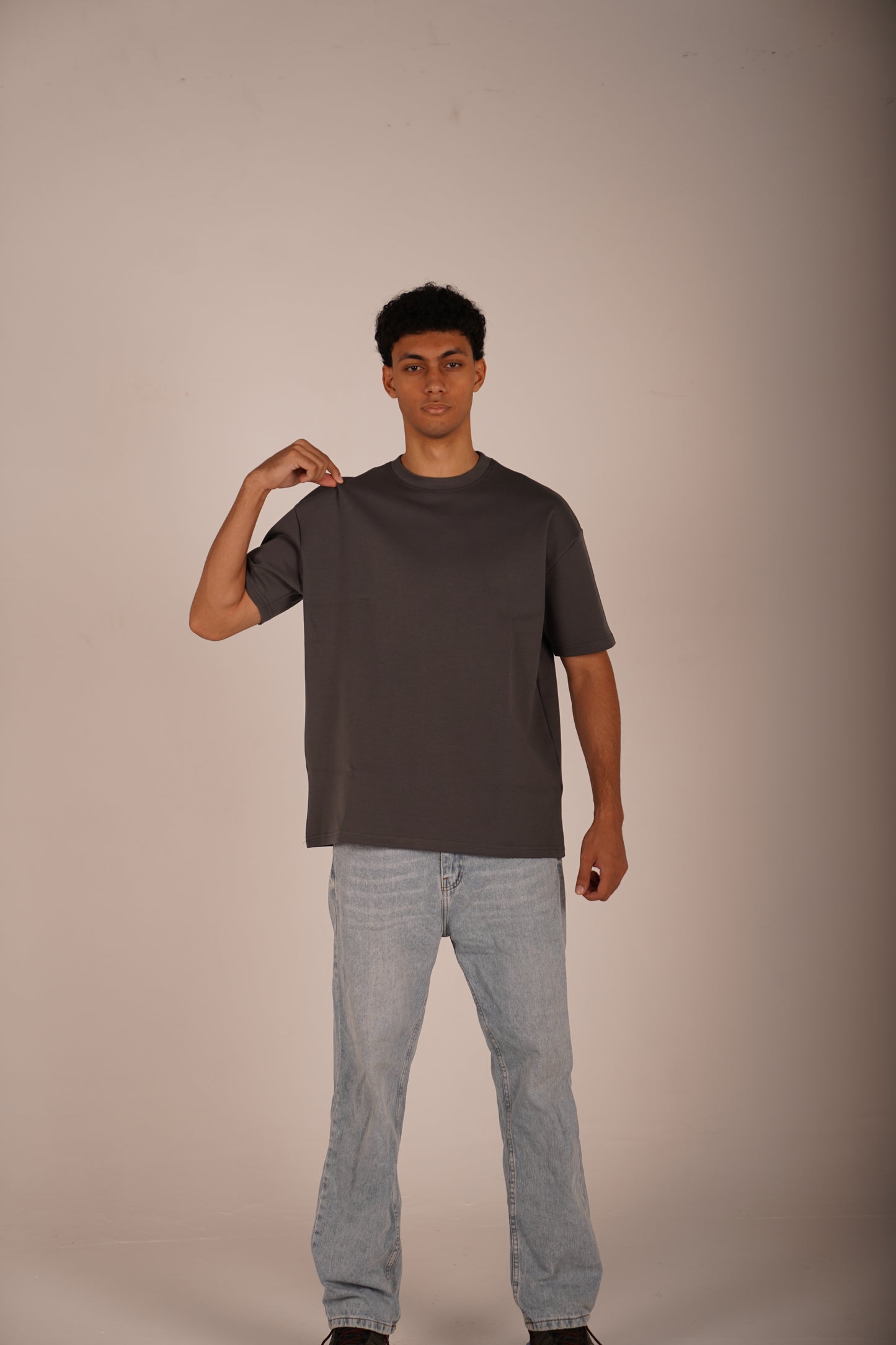 Oversized T-Shirt - Gray
