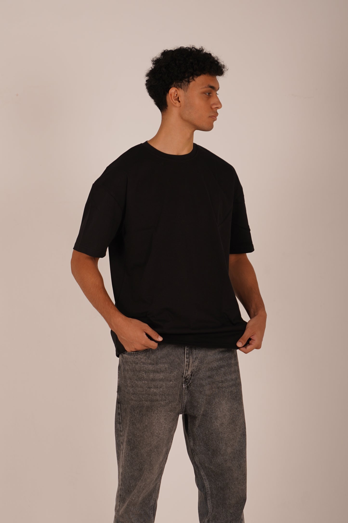 Oversized T-Shirt - Black